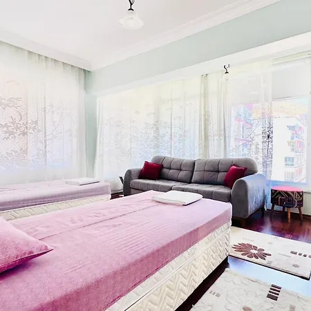 Apartment Stylish&luxury Flat With Garden Close To Sea